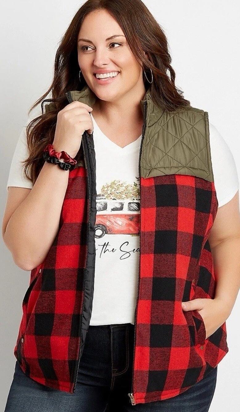 Maurice’s Red Buffalo Plaid Flannel Puffer Zip Up Vest Size XL Outdoors Hunting